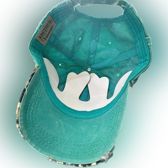 New! Dog Mom Turquoise hat with Leopard print bill. OS - Picture 3 of 4